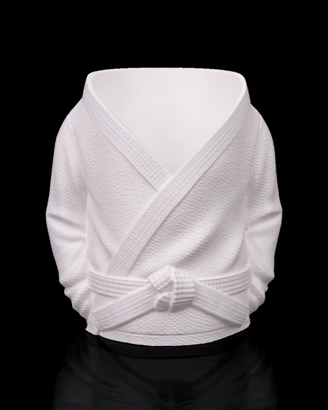 White kimono can holder solo product view