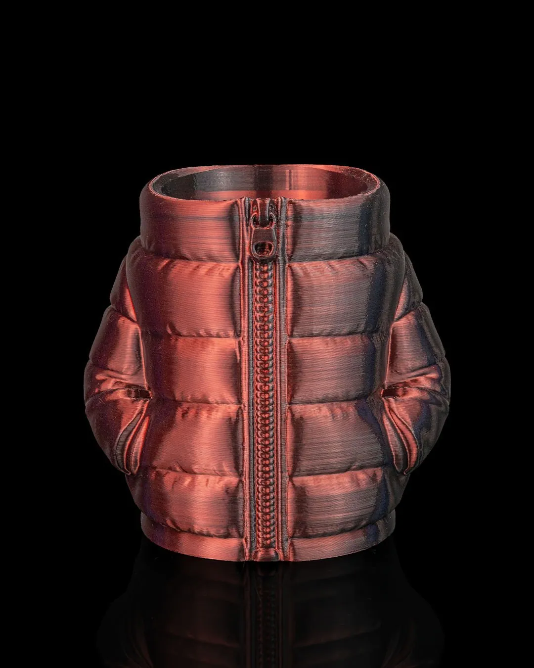 Metallic puffer jacket can holder color option